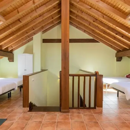 Сasa de vacaciones ¡nuevo! Espectacular Casa Recién Reformada Con Piscina